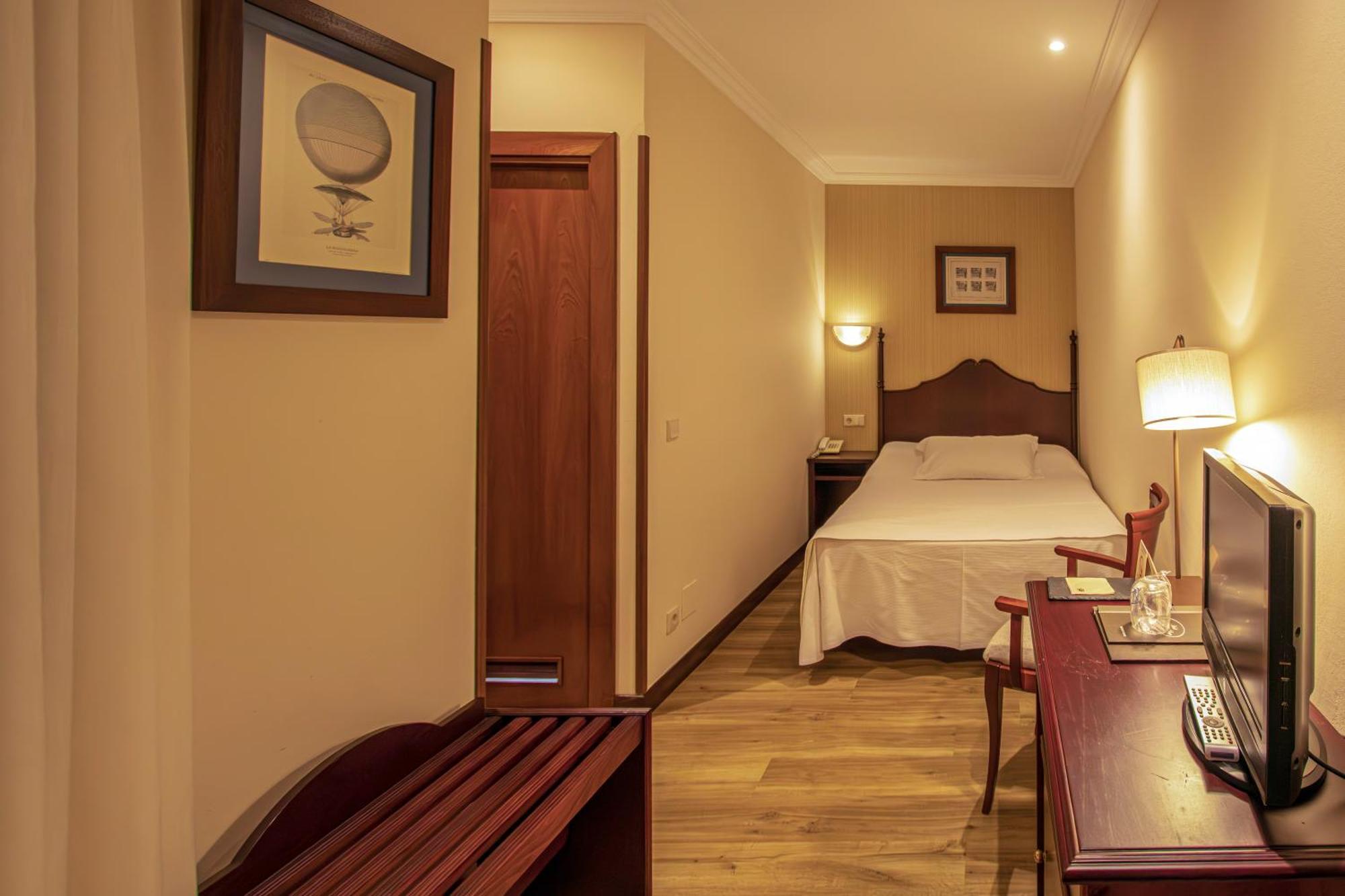 Hotel Ribadesella Playa Bagian luar foto