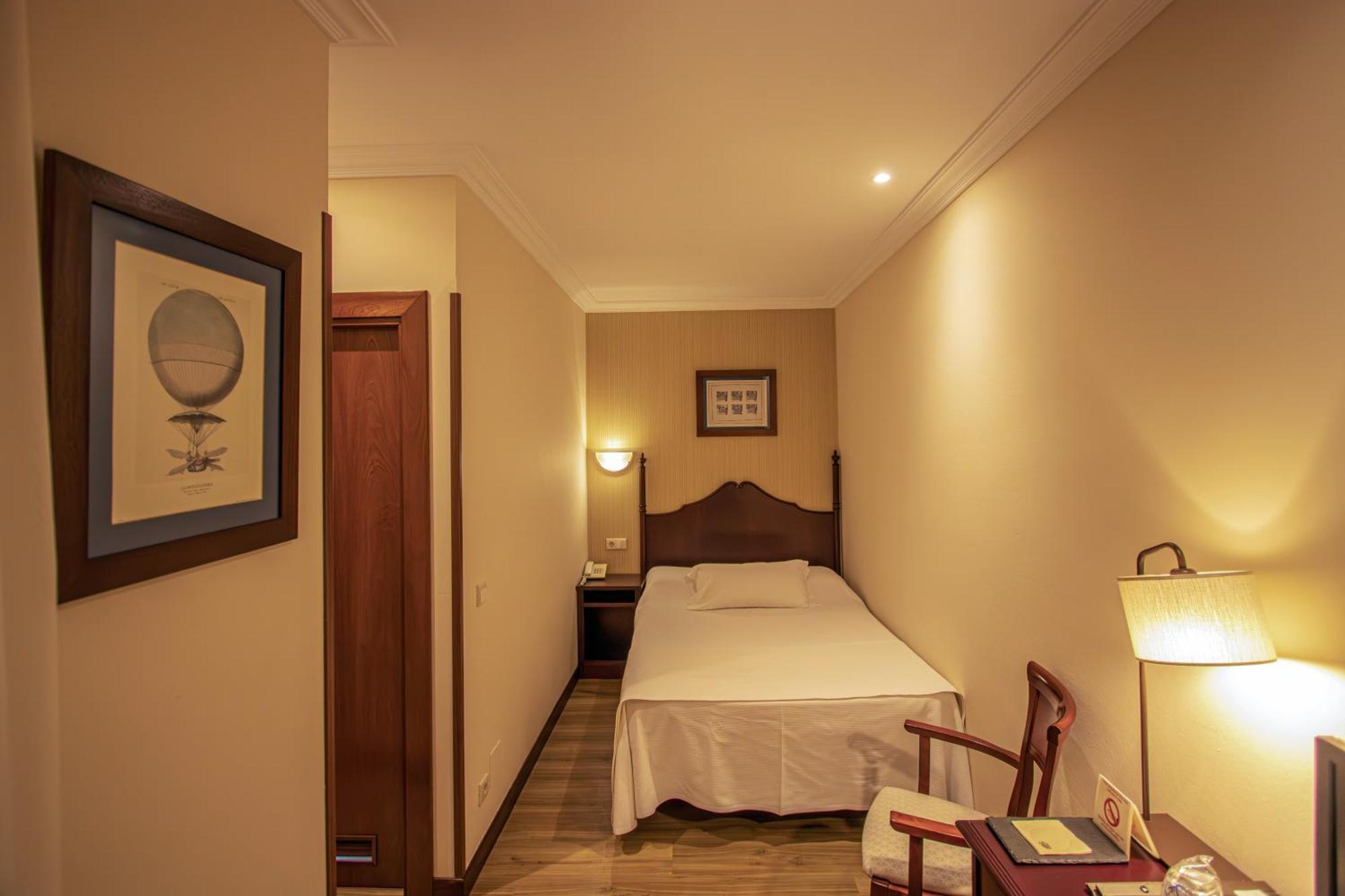 Hotel Ribadesella Playa Bagian luar foto