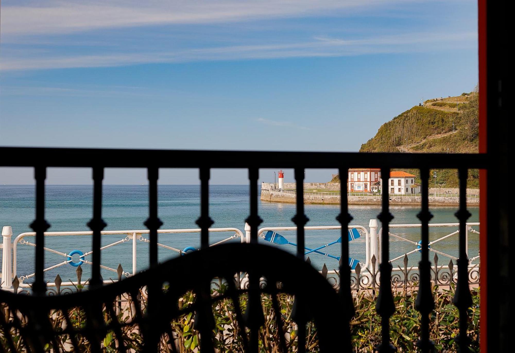 Hotel Ribadesella Playa Bagian luar foto
