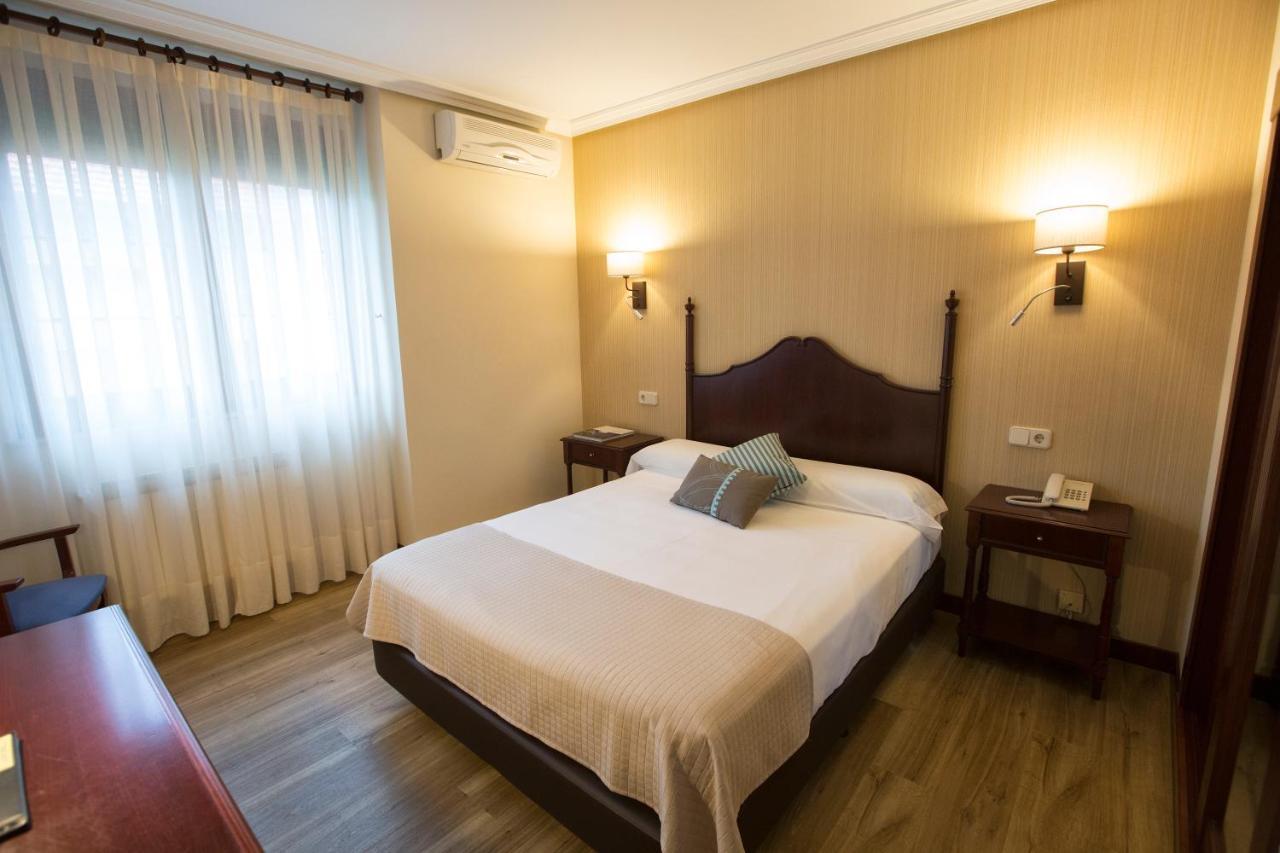Hotel Ribadesella Playa Bagian luar foto